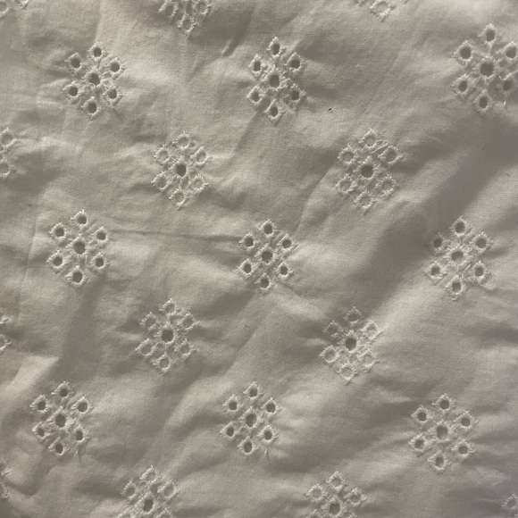 AERIE Broderie Anglaise Cami Top - Picture 2 of 3